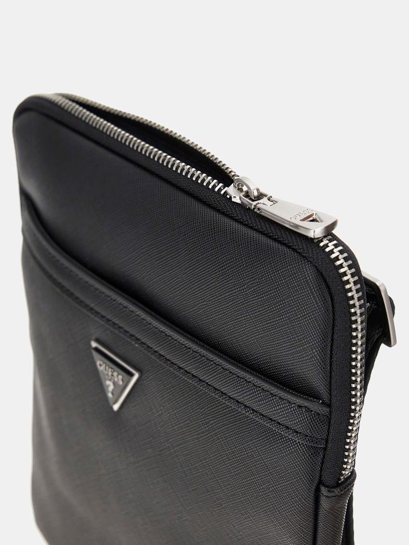 HMECSAP3123/BLA GUESS