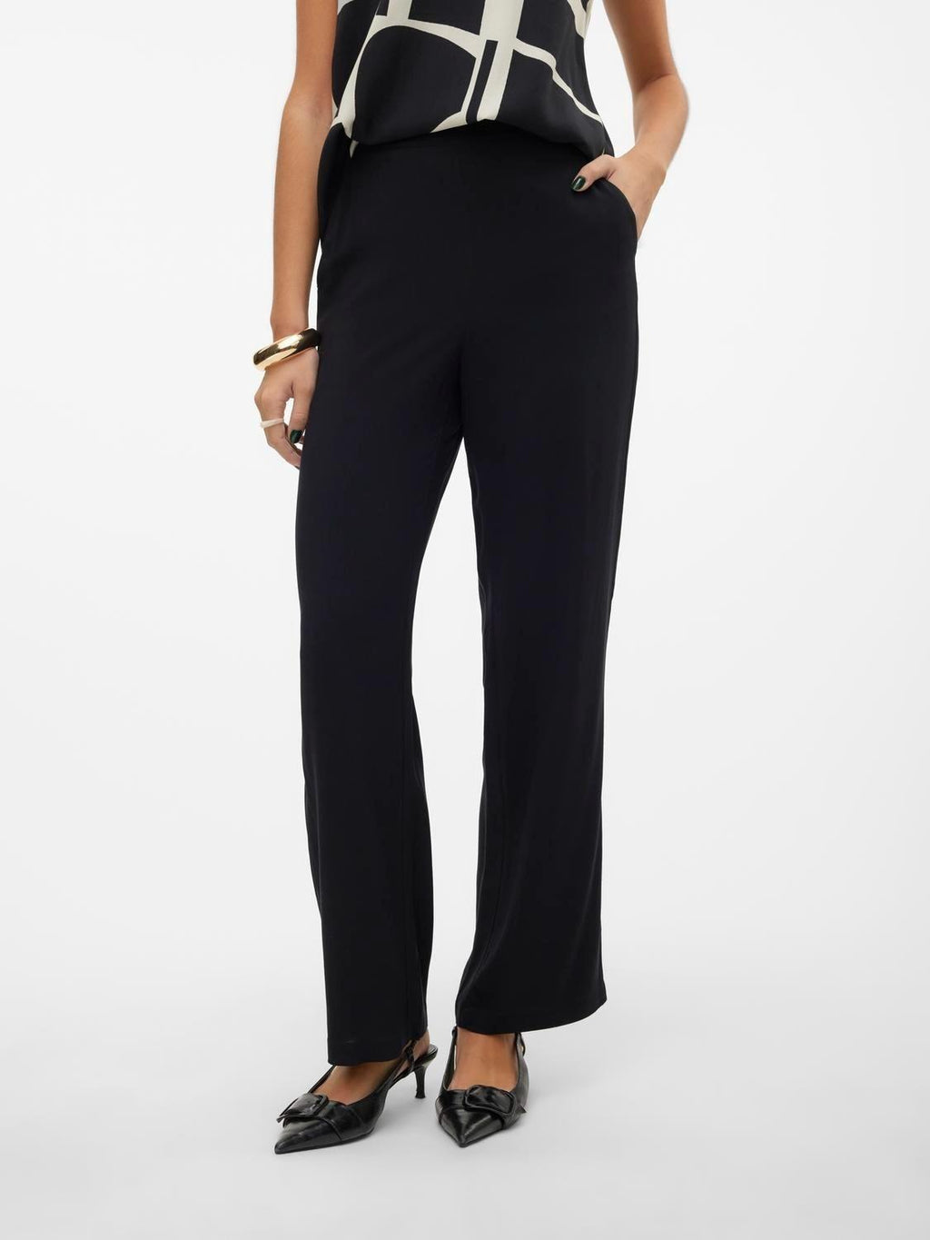 10297357/Black VERO MODA