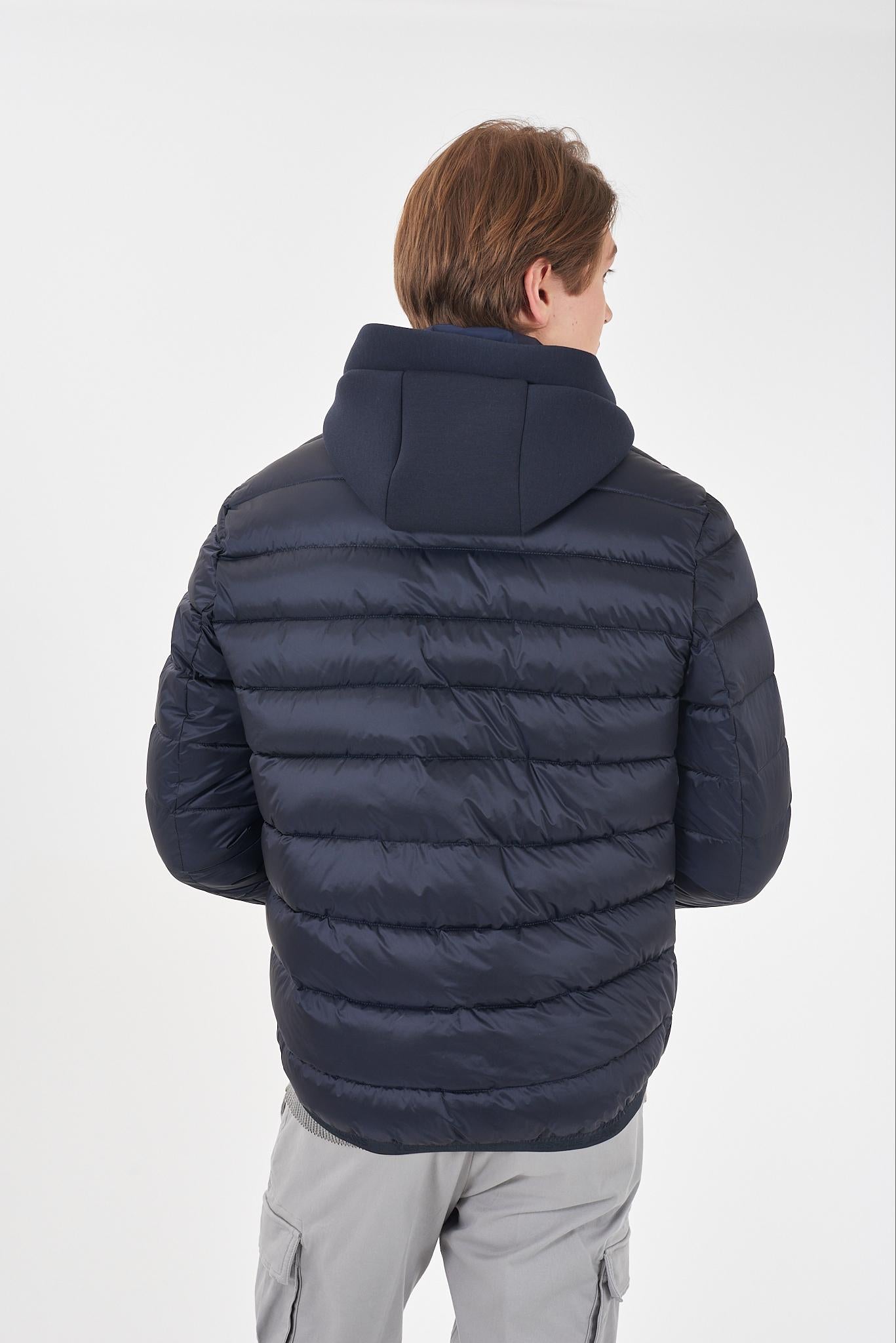 J838 QG00/0713 YES ZEE