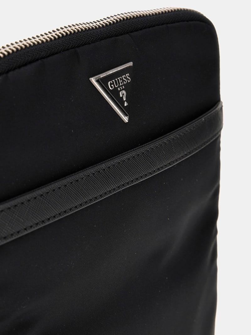 HMMINYP5223/BLA GUESS