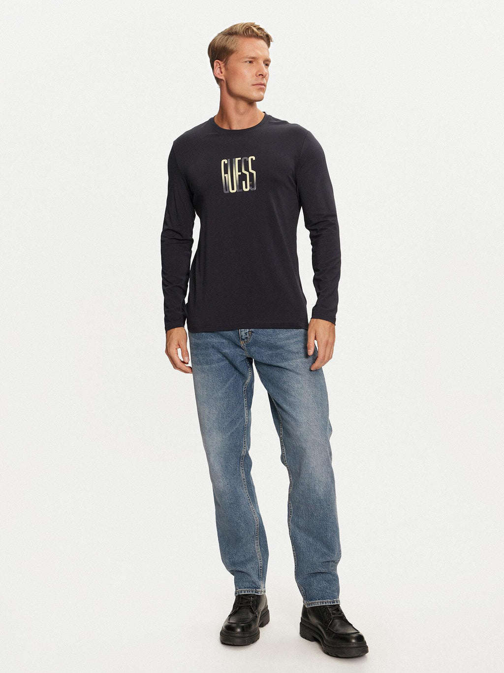 M4BI34J1314/G7V2 GUESS