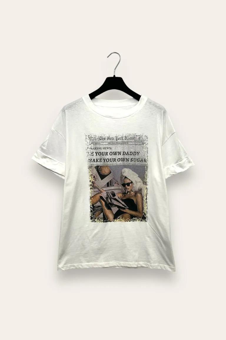 T-shirt con stampa giornale VB-10782/Bianco LOVEme