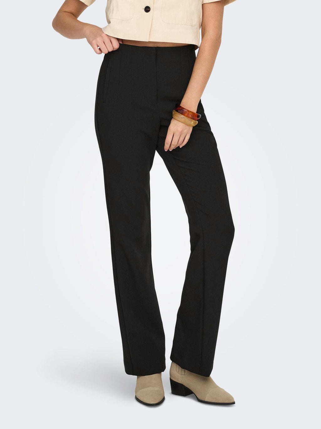 15363839/Black ONLY