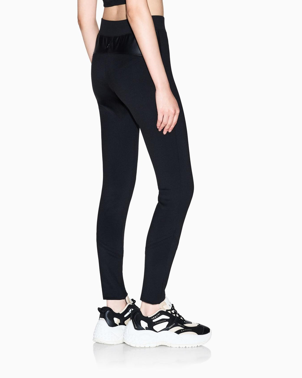 XW000754 AF16139/UC001 ARMANI EXCHANGE