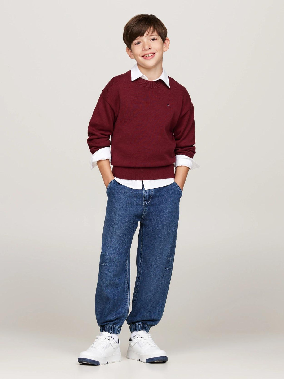 ESSENTIAL  SWEATER 