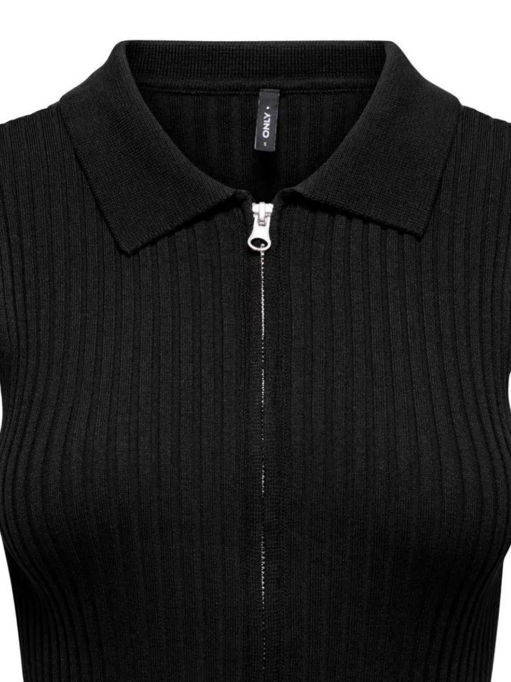 15364749/Black Silver Zip ONLY