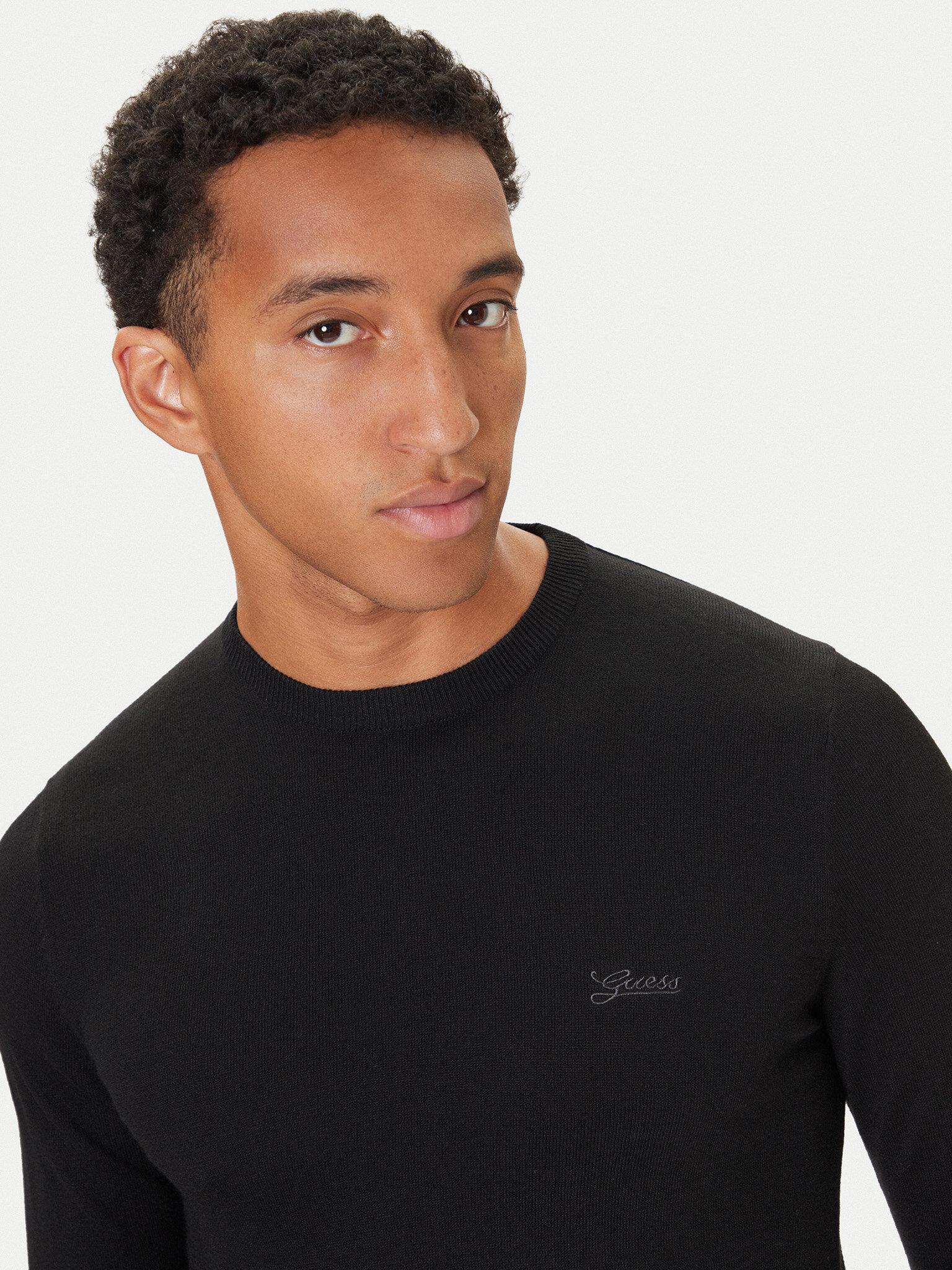 M5YR26Z0122/JBLK GUESS