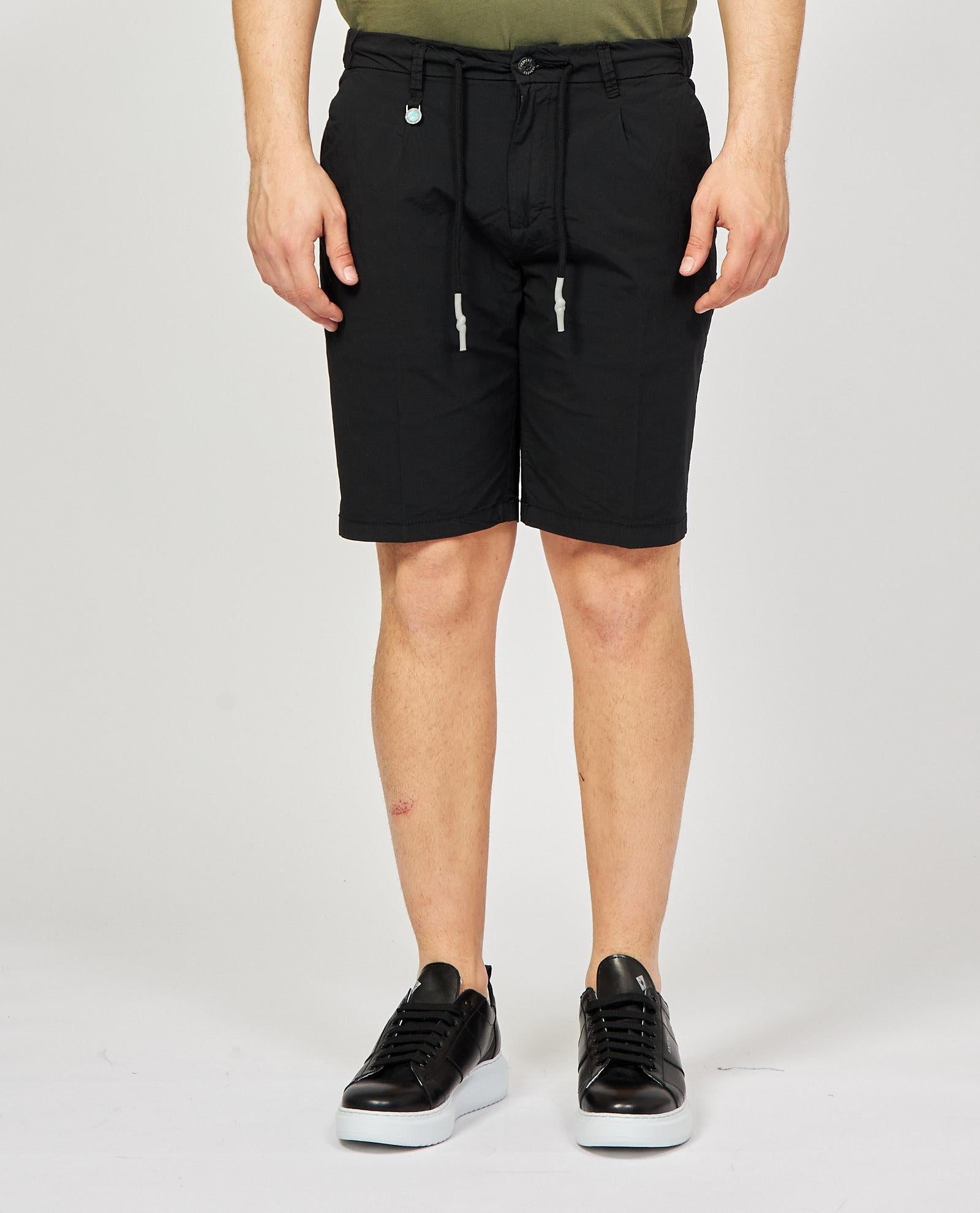 P798 WV00/0801 YES ZEE