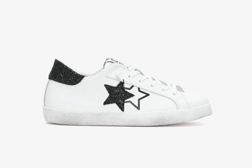 SNEAKERS LOW IN PELLE BIANCA DETT. NERO 