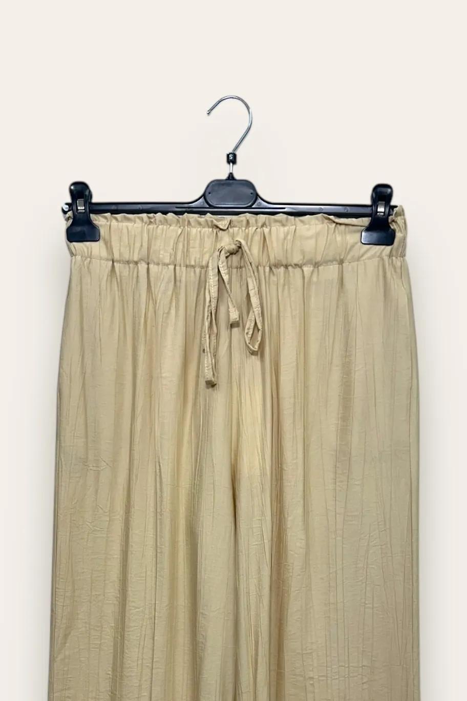 Pantalone in viscosa goffrata con coulisse 