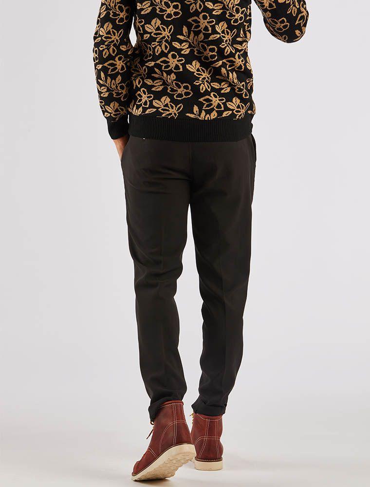 P683 A600/0801 YES ZEE