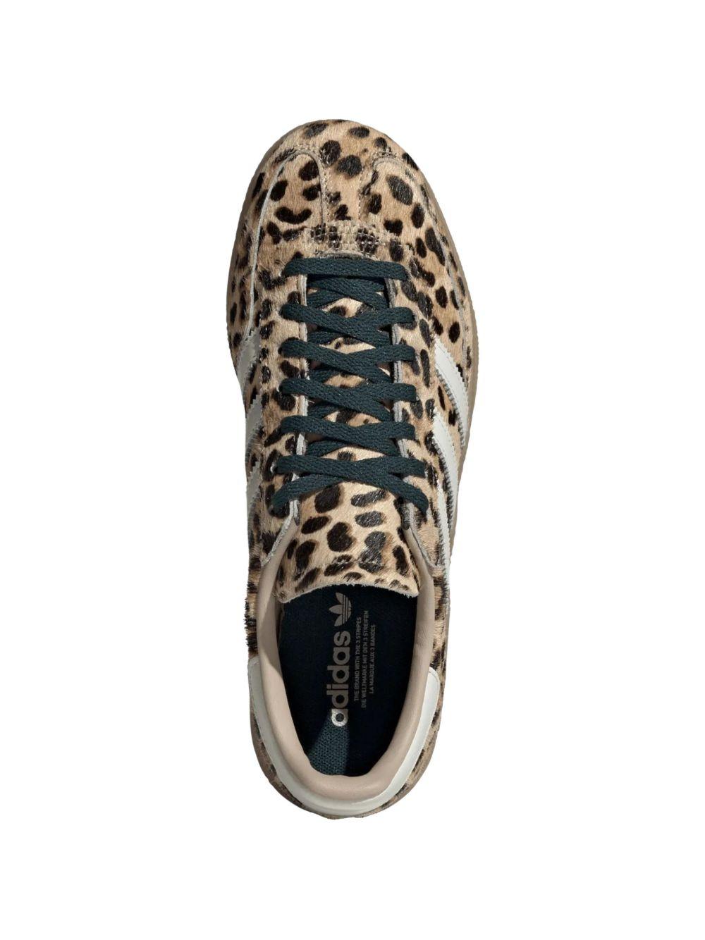 HANDBALL SPEZIAL W  MAGBEI/IVORY/AURIVY 