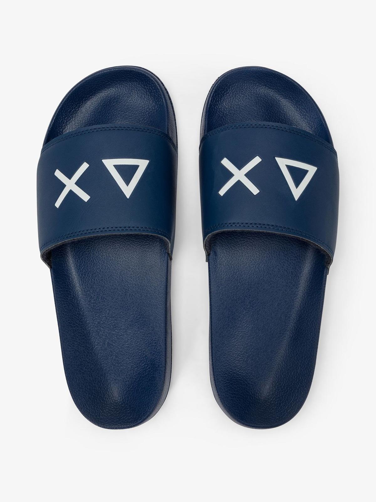 SLIPPERS LOGO 