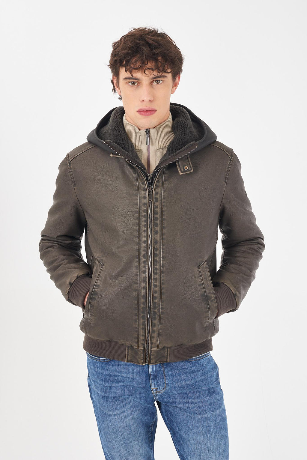 J825 B800/0276 YES ZEE