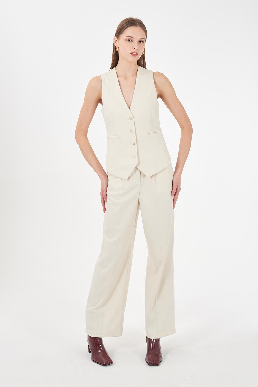 G103 KM00/0245 YES ZEE