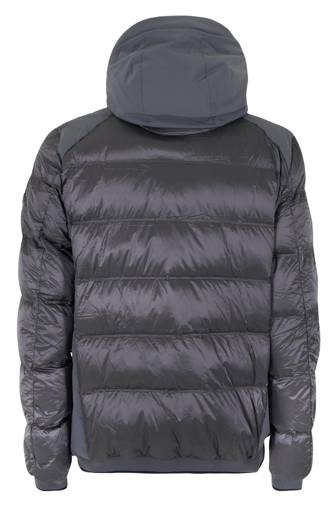 J870 O100/0847 YES ZEE