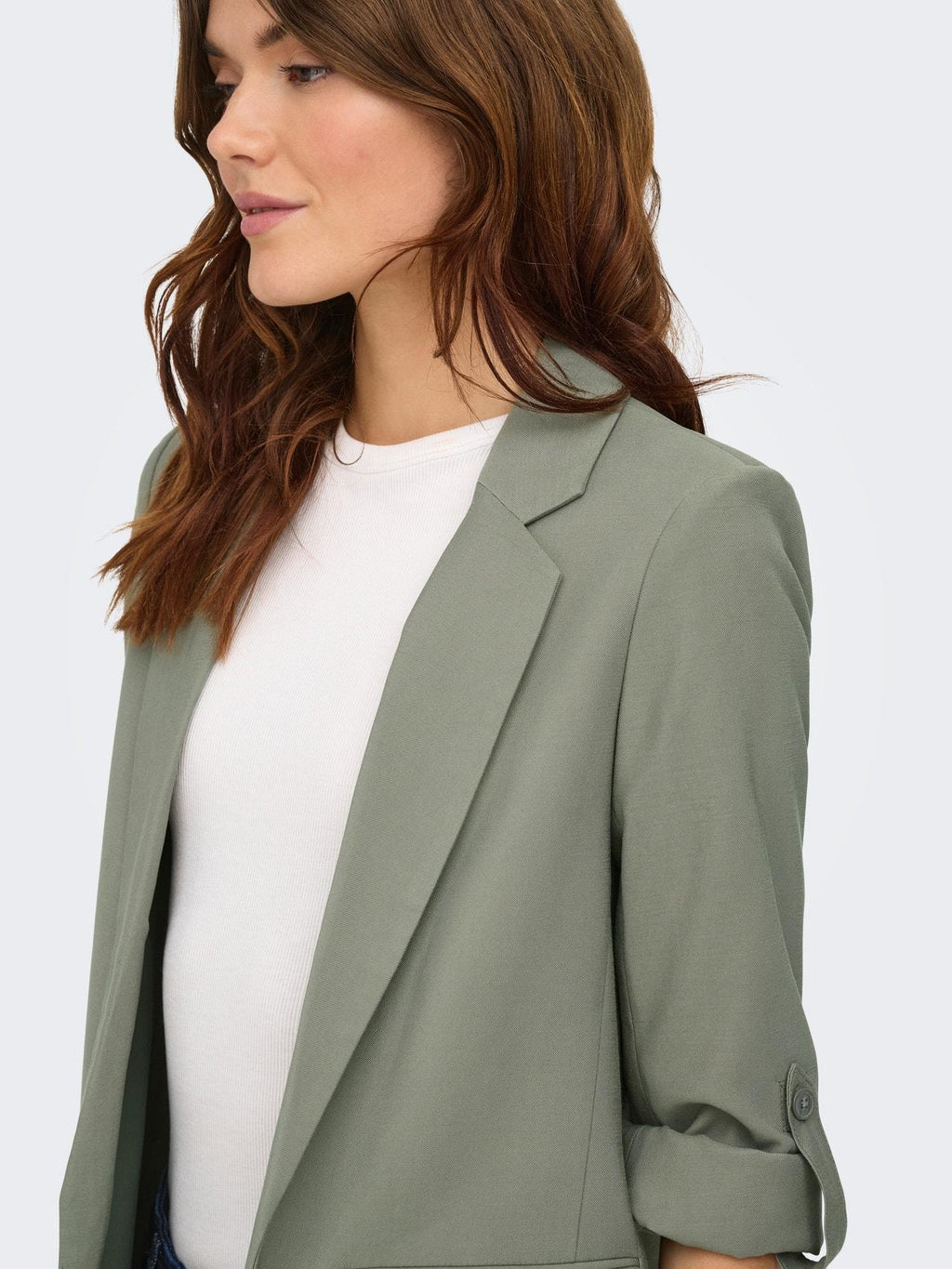 15310839/Smokey Olive ONLY