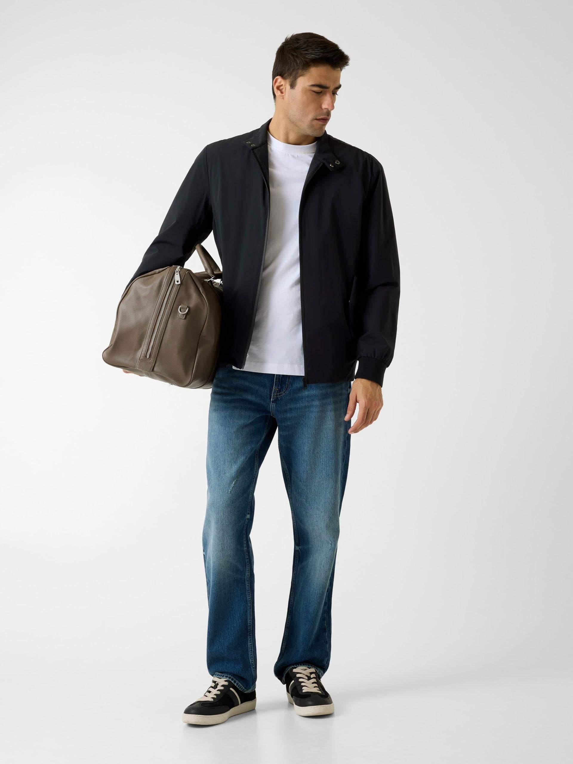 M6RL0XWL992/JBLK GUESS