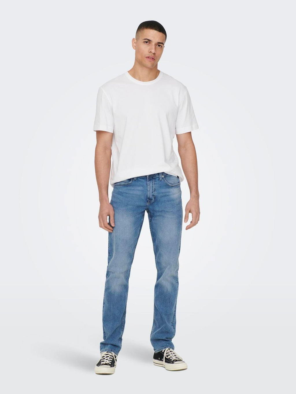 22025208/White ONLY&SONS