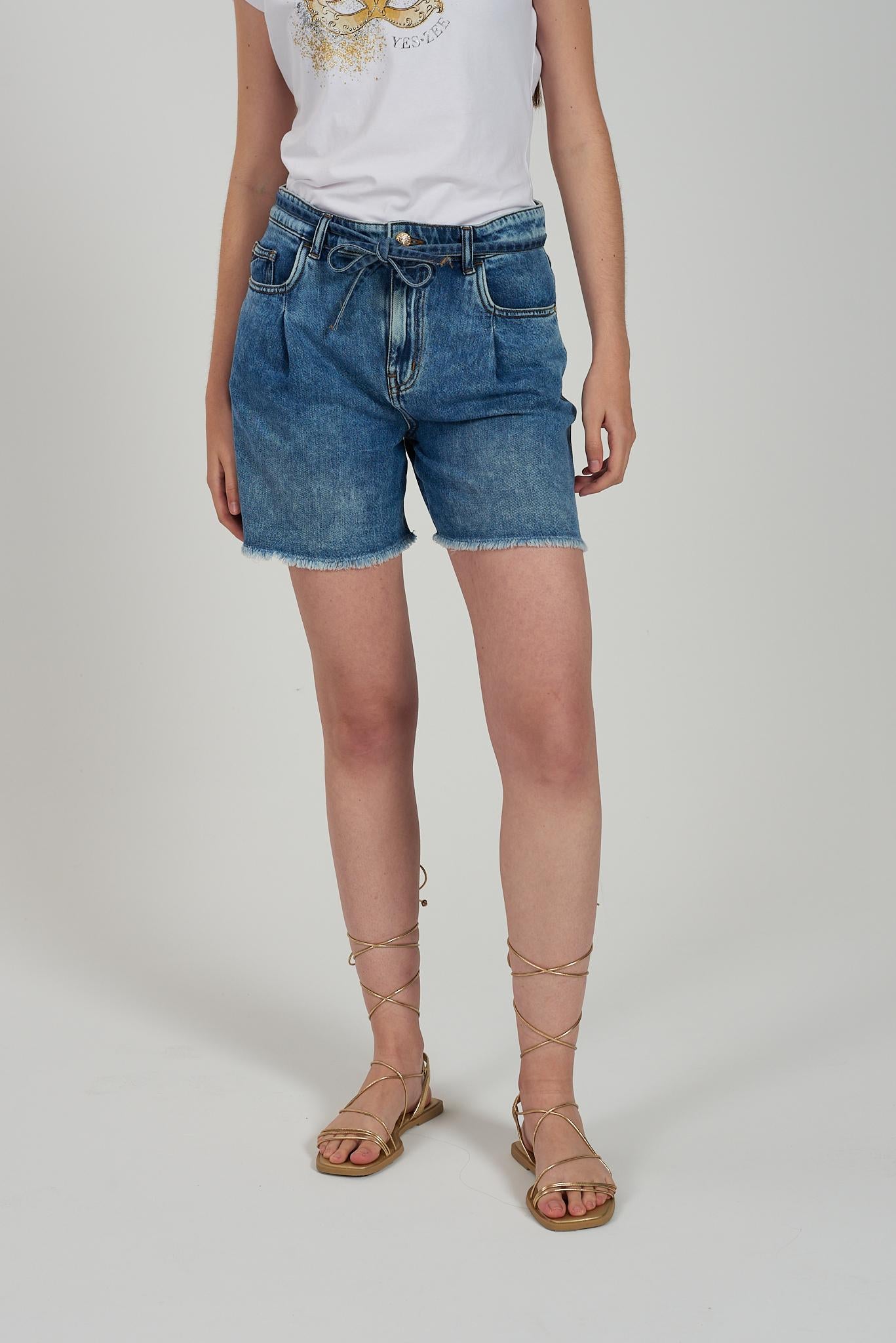 P225 W306/J711 YES ZEE