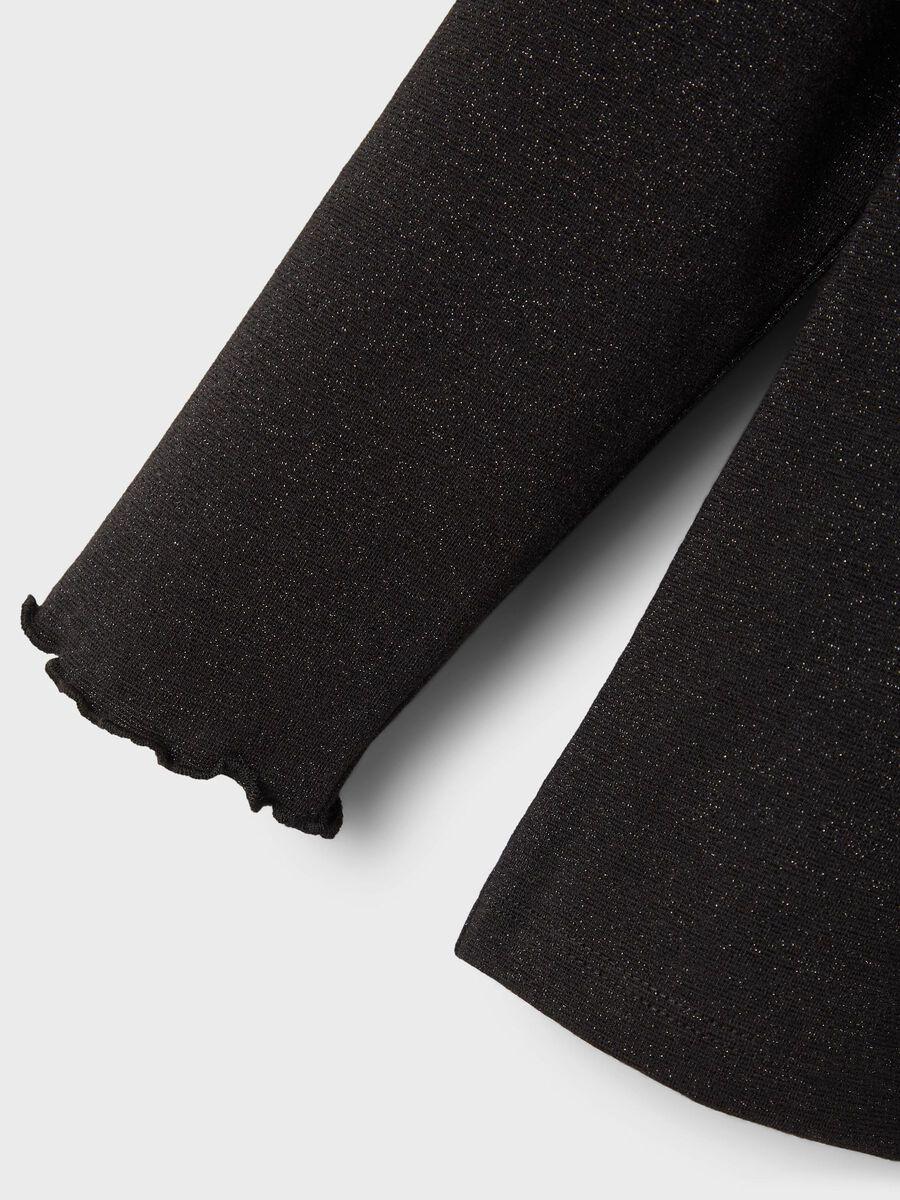 13196102/Black NAME.IT