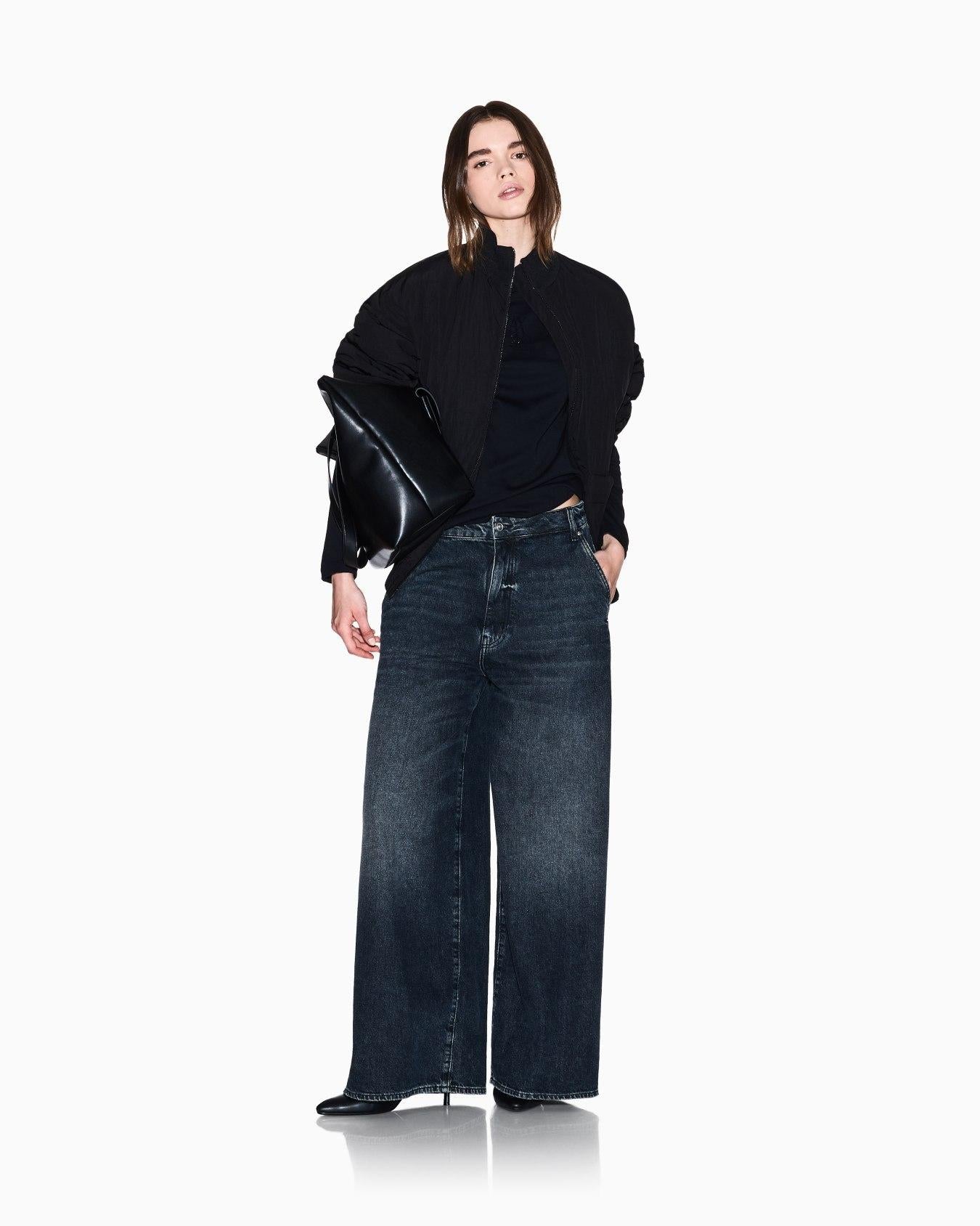 XW001350 AF17172/UC001 ARMANI EXCHANGE