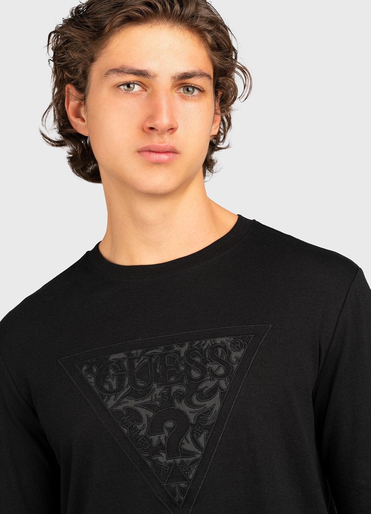 LS CN EMBROIDERED TRIANGLE TEE 