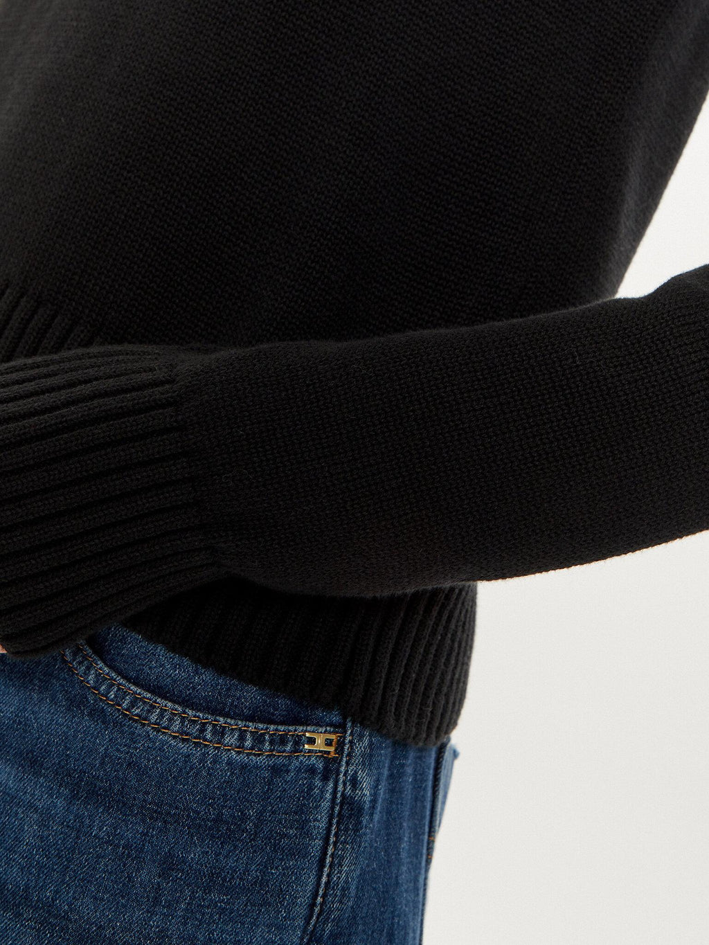 GJ LS CN GUESS J INTARSIA SWTR W4BR10Z3HM1/JBLK GUESS