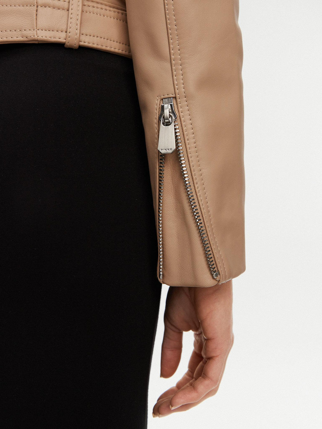 103897 A21L/D42 PINKO