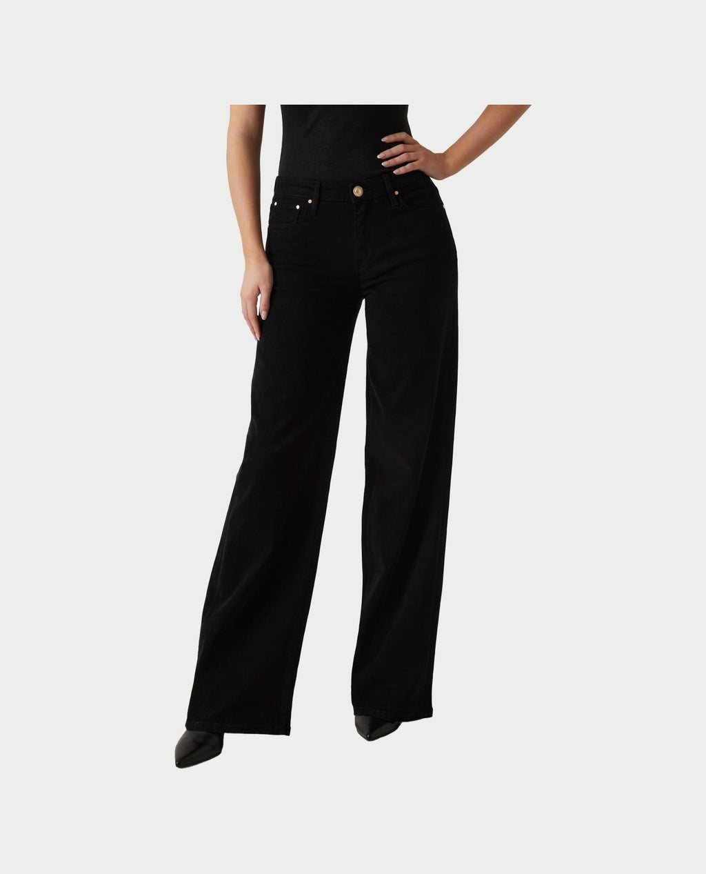 W5BA96WFQYB/JBLK GUESS