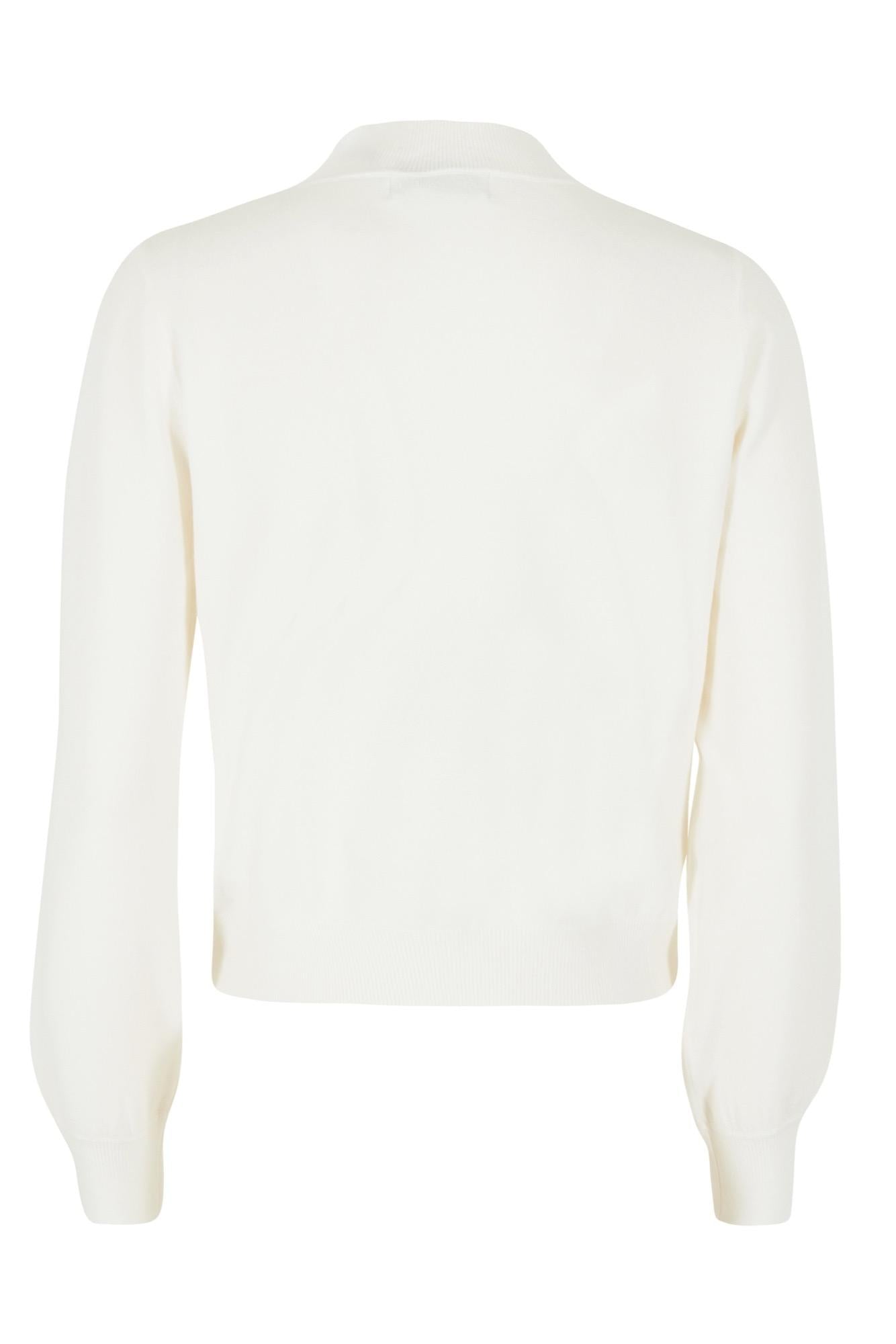 M002 RU00/0101 YES ZEE