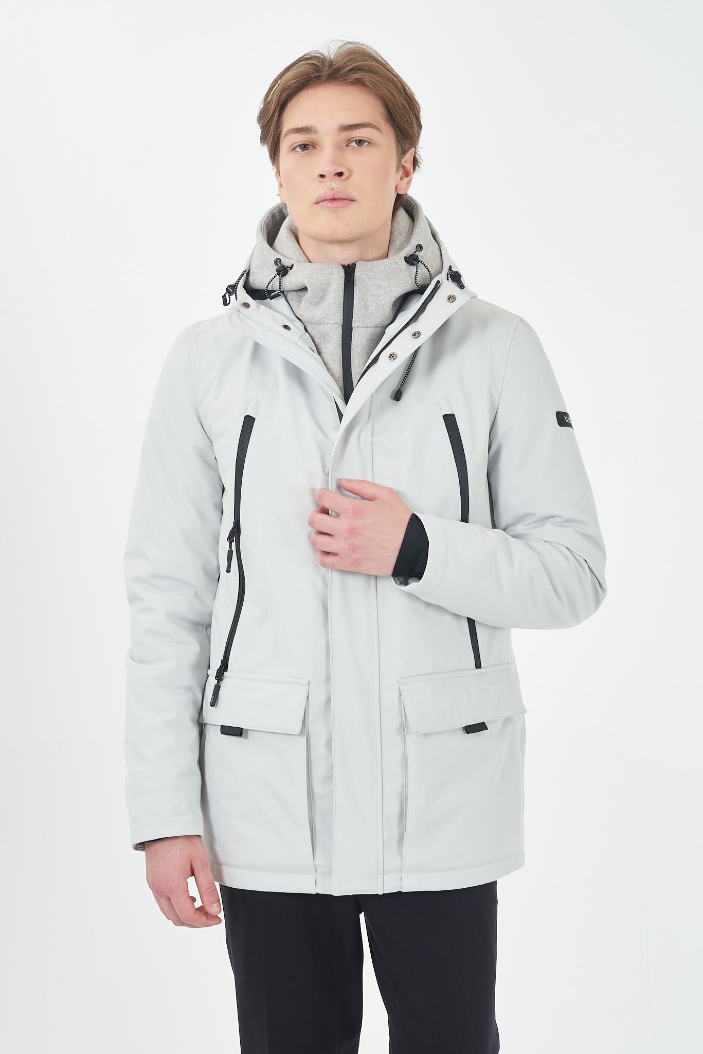 O831 B500/0124 YES ZEE