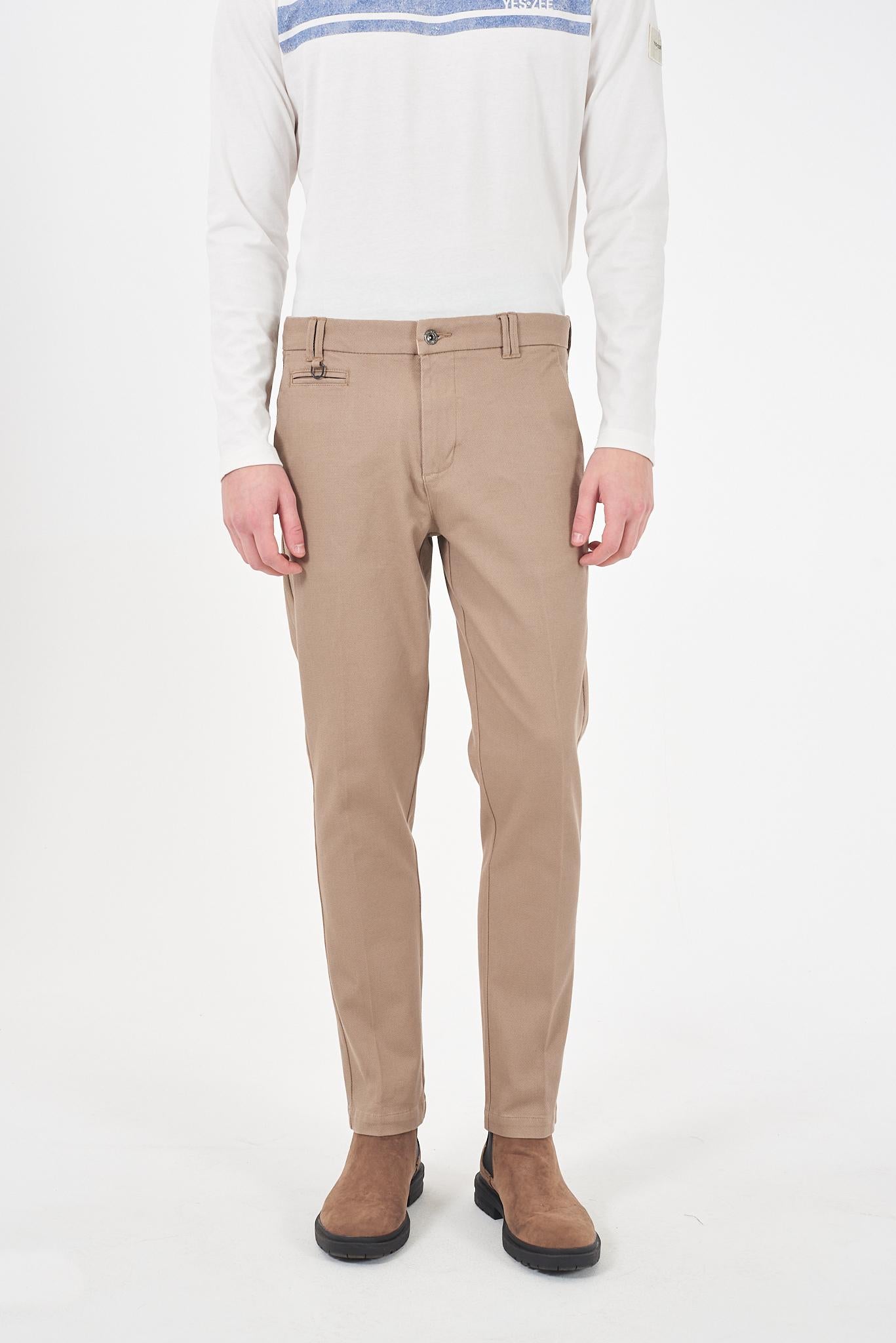 P630 PT00/0298 YES ZEE