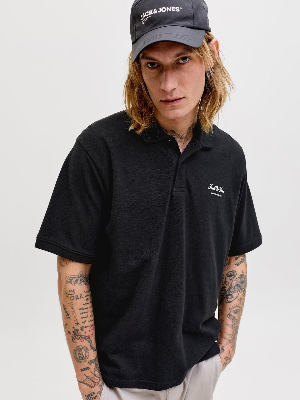JJEARCHIVE GRAPHIC POLO SS LN 