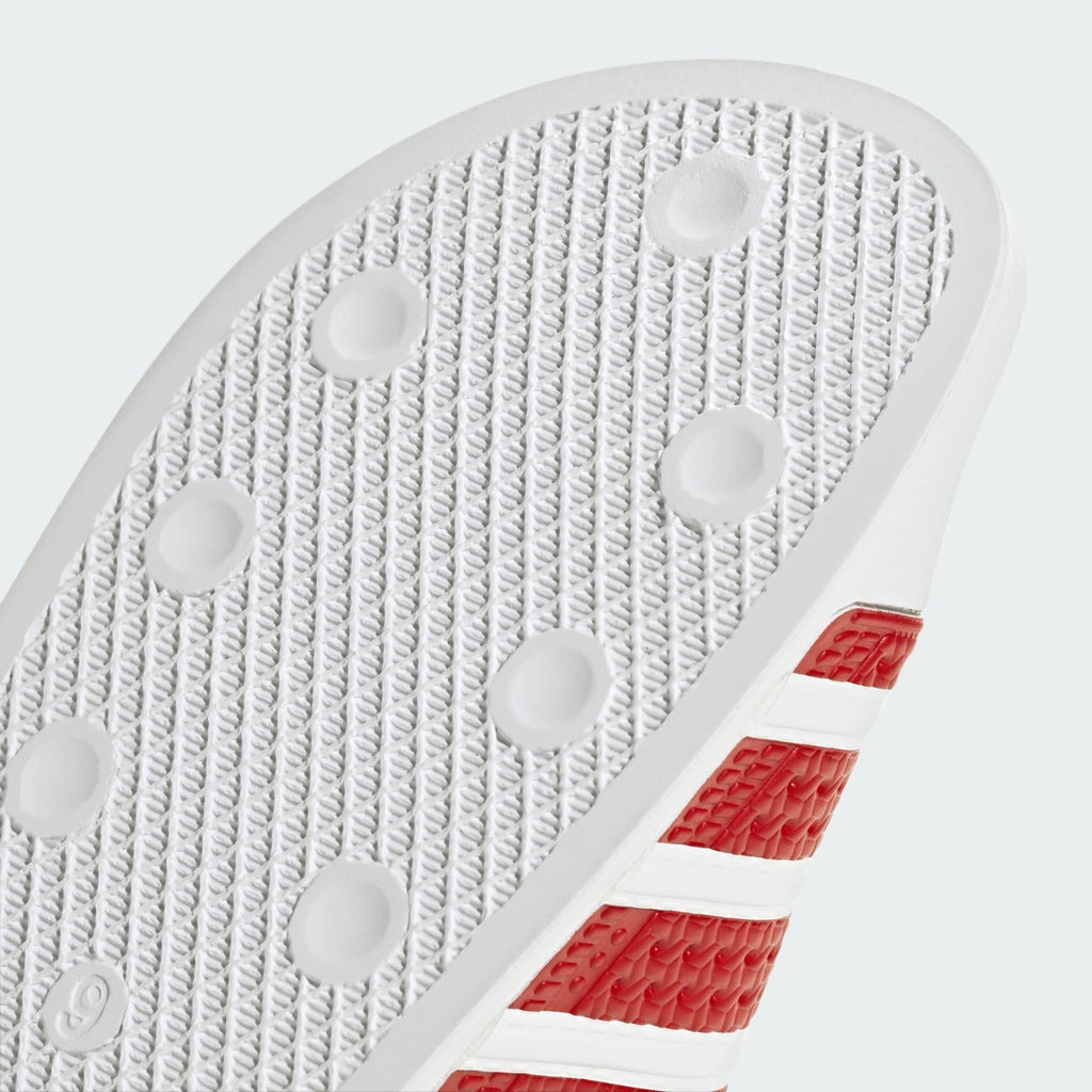 ADILETTE 