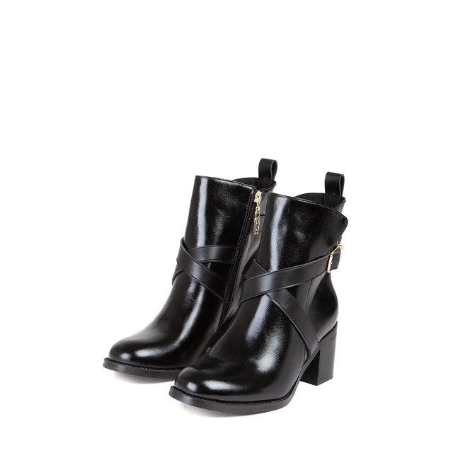 ANKLE BOOTS 