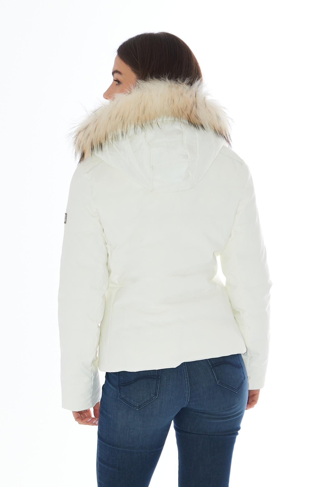 J051 Q200/0157 YES ZEE