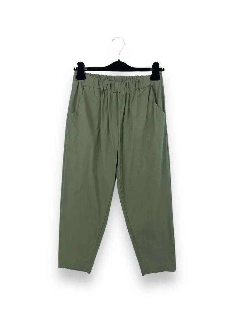Pantalone a sigaretta con elastico in vita in bengalina 