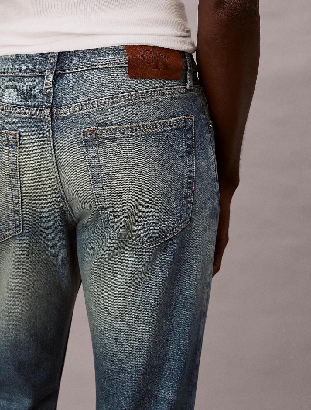 LV04RD701G/ZY2 CALVIN KLEIN JEANS