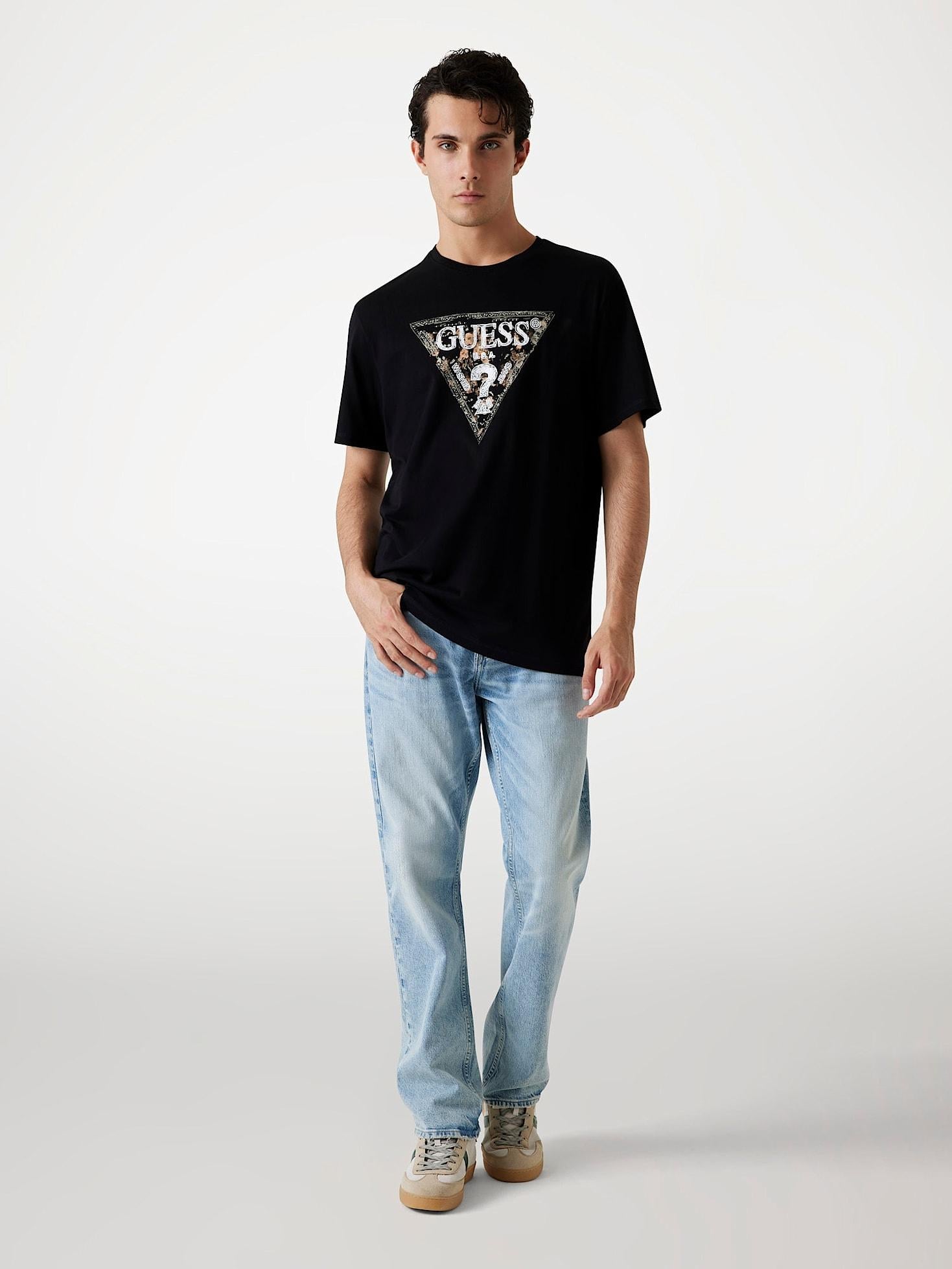 M5YI15I3Z14/JBLK GUESS