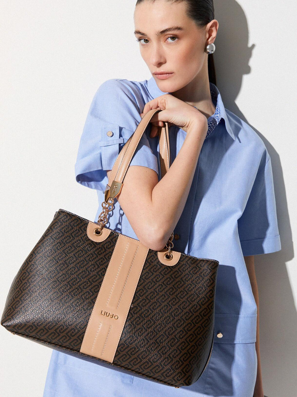 AA6104E1118/C3904 LIU JO