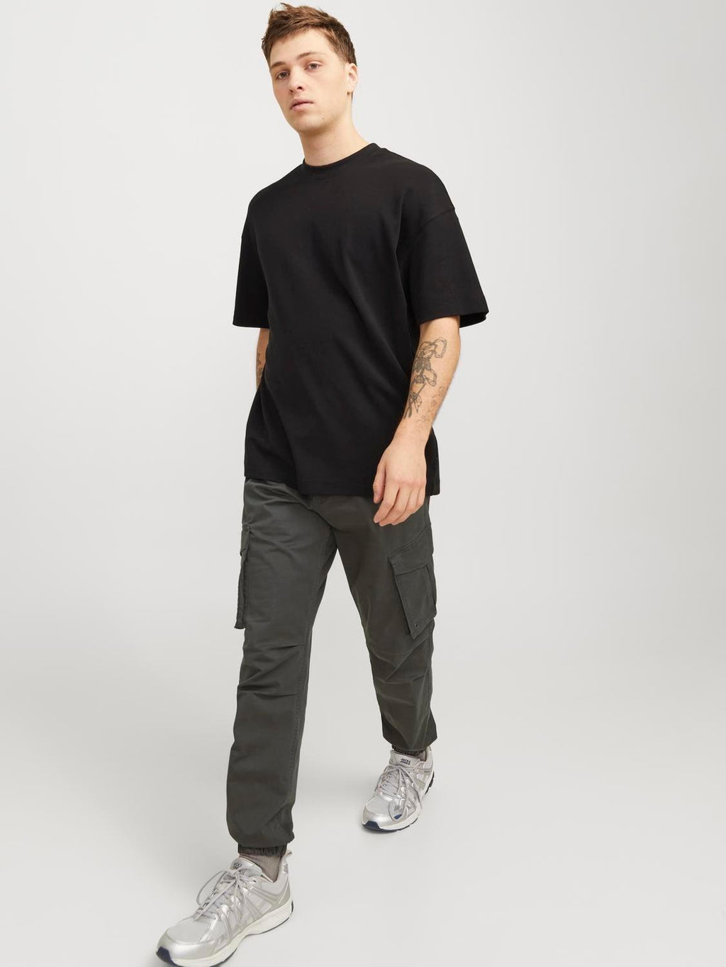 12242264/Black Sand JACK AND JONES
