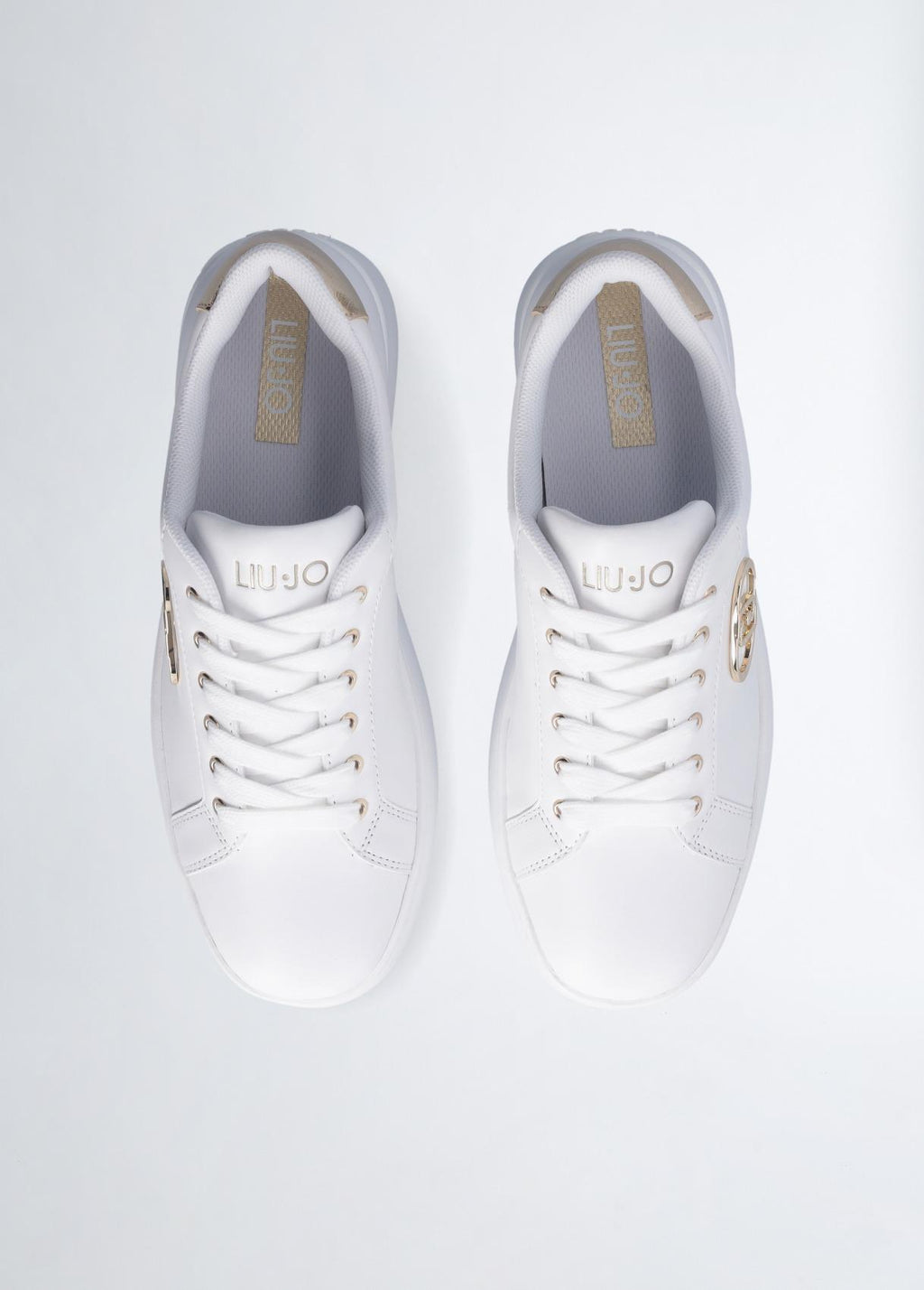 PRETTY 06 - SNEAKER 