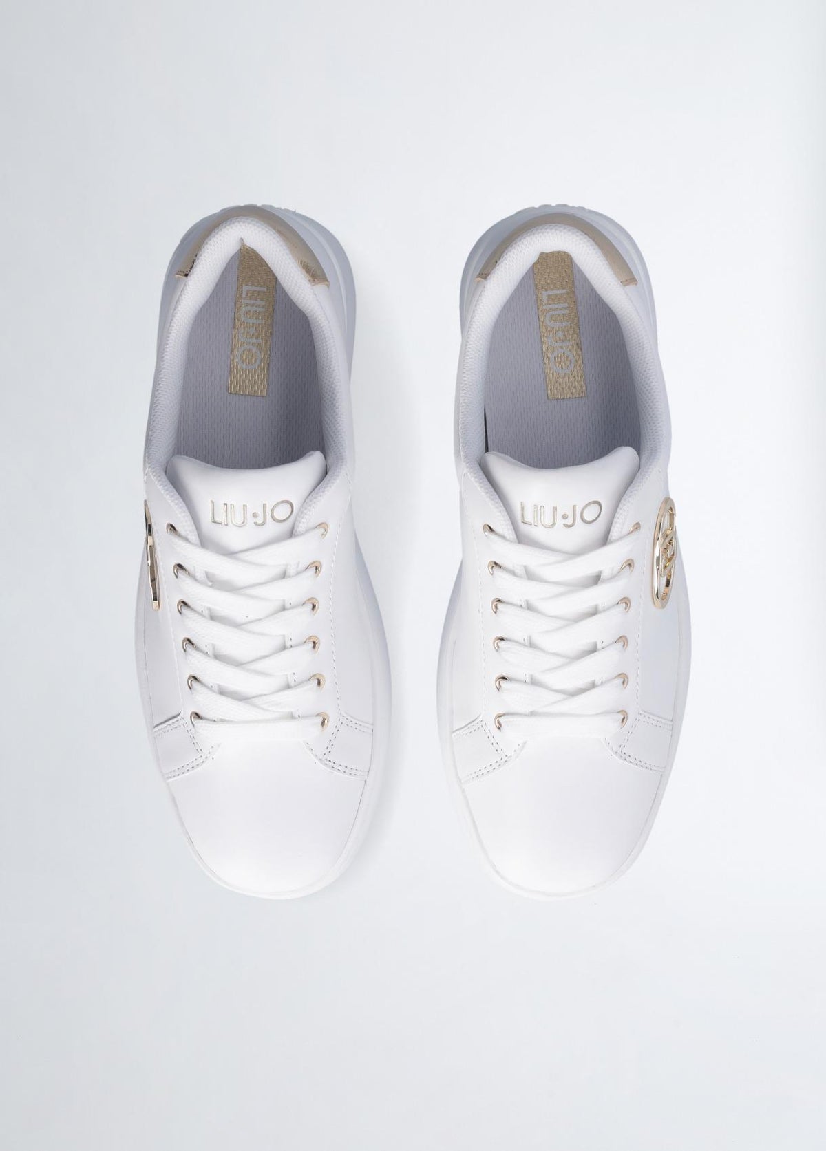 PRETTY 06 - SNEAKER 