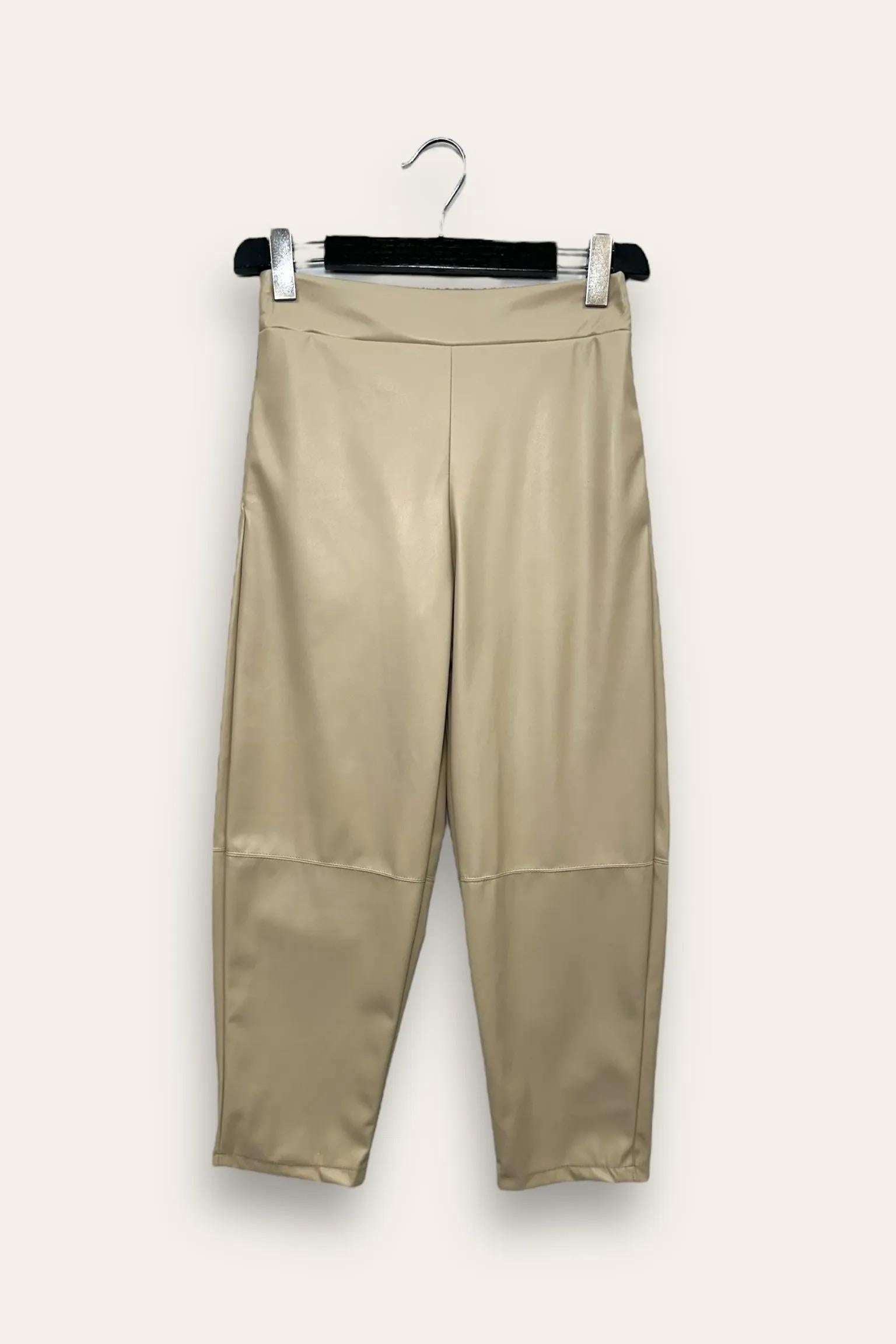 CH-10789/Beige LOVEme