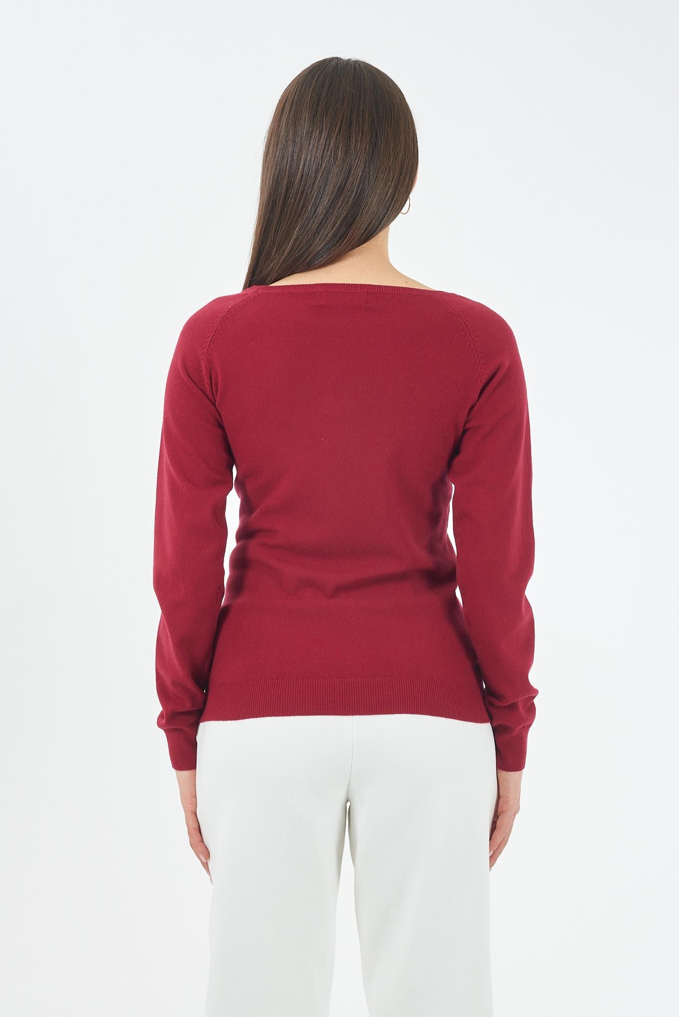 M053 RU00/0562 YES ZEE