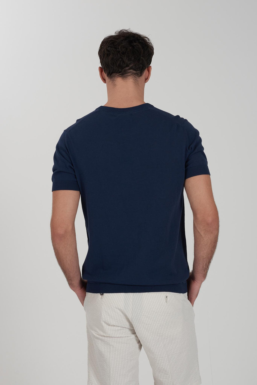 M715 DH00/0710 YES ZEE