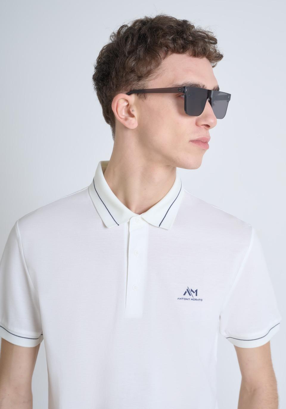 MMKS02495 FA100083/1011 ANTONY MORATO