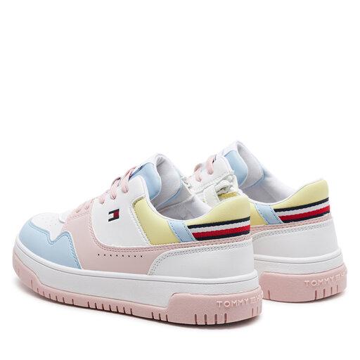 SNEAKER 