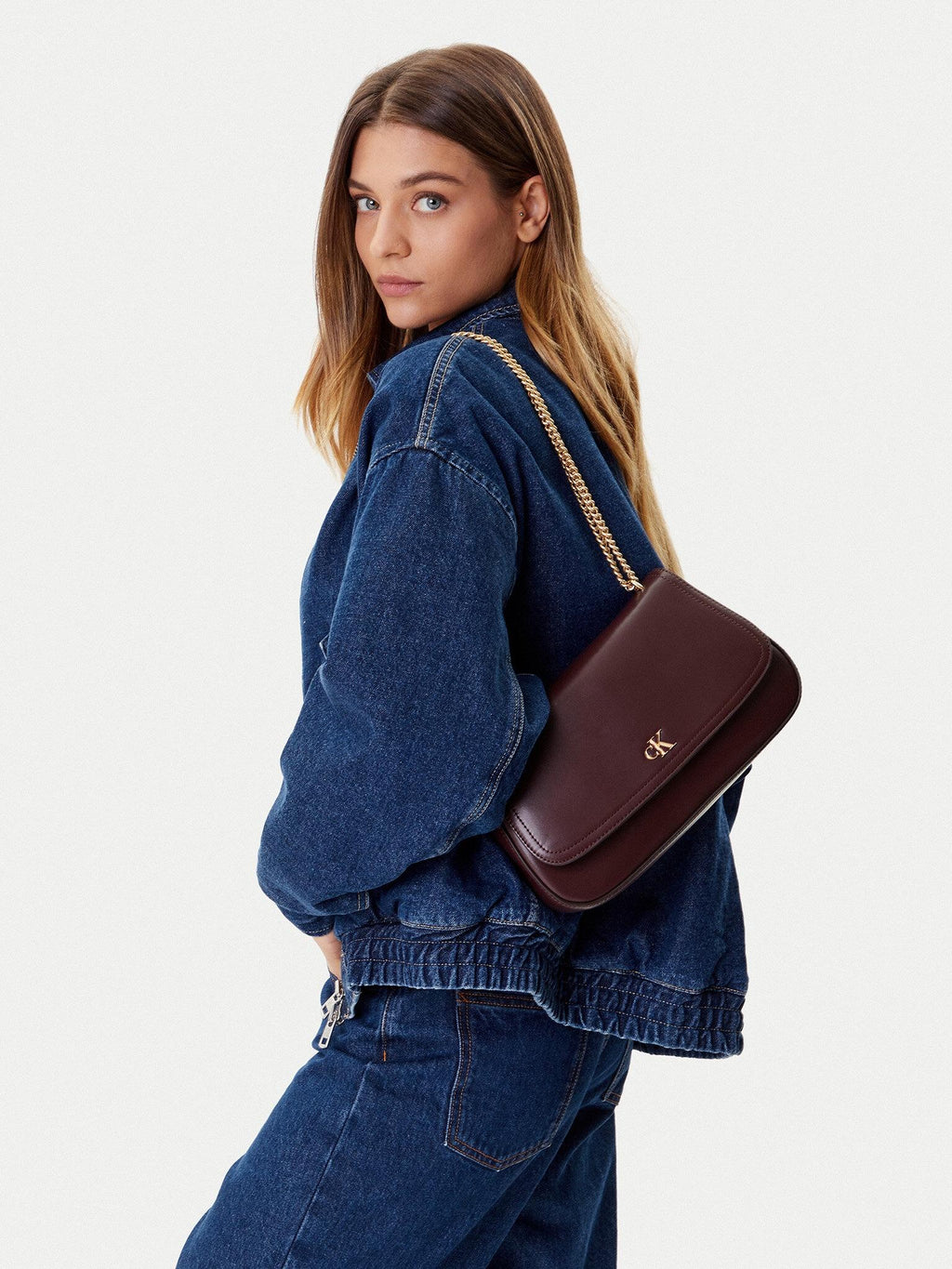 CK CONVERTIBLE CHAIN MEDIUM BAG LV04F3171G/BAP CALVIN KLEIN JEANS